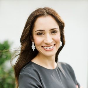 Meet your Posher, Elizabeth